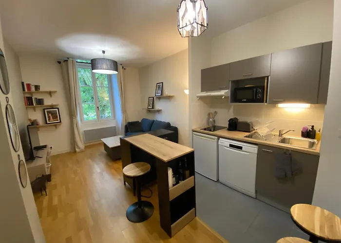 T2 Cosy Et Calme, Parking Prive Et Fibre Inclus Apartman