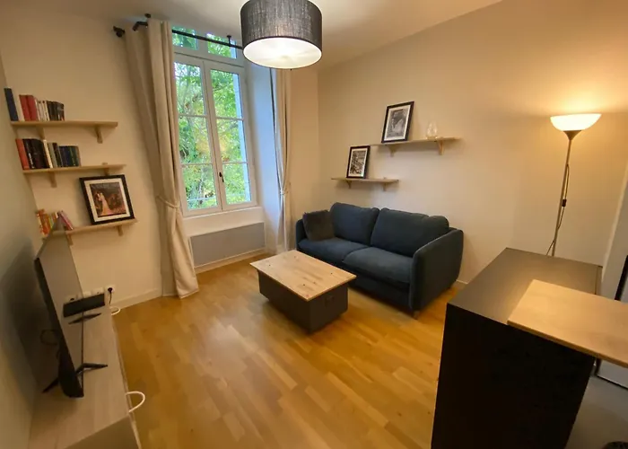 T2 Cosy Et Calme, Parking Prive Et Fibre Inclus Apartman Poitiers